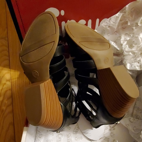 Wedge sandals - Picture 3 of 4